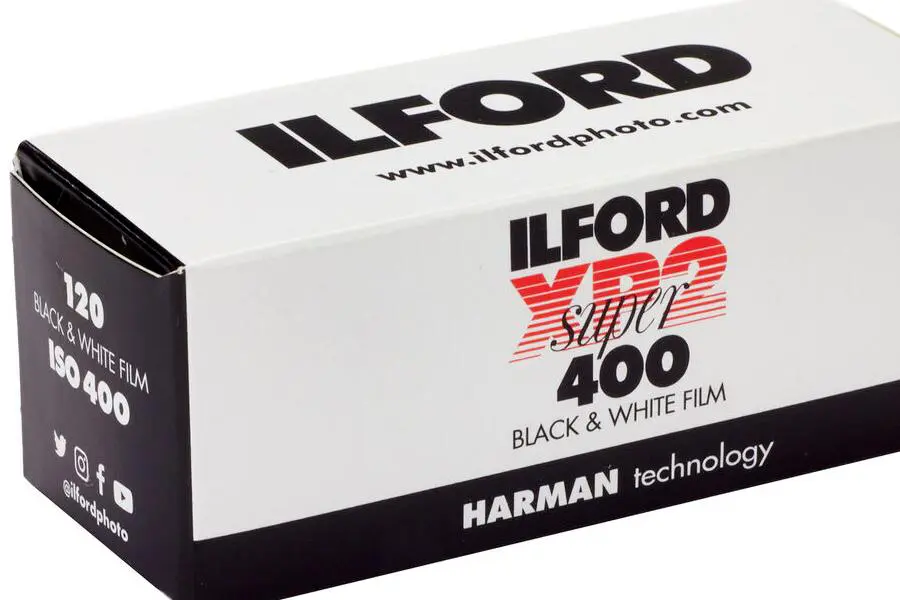 Film Ilford XP2 400 / 15 (120)